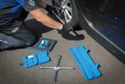 BGS Radwechsel-Service-Satz Mit Rangier-Wagenheber 1,5 T | 10-tlg. – 9680 12 BGS Radwechsel-Service-Satz Mit Rangier-Wagenheber 1,5 T | 10-tlg. – 9680 -Nilfisks Geschaft bgs 9680 002